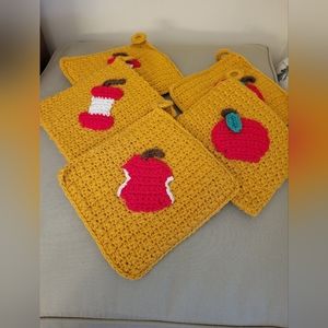 New Handmade Fall Apple Potholders  Set of 5